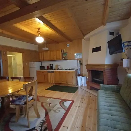 Holiday home 8-osobowy Drewniany Andrzej Choczewo