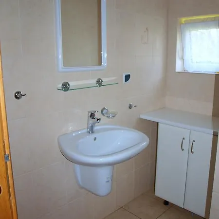 8-osobowy Drewniany Andrzej Holiday home *
