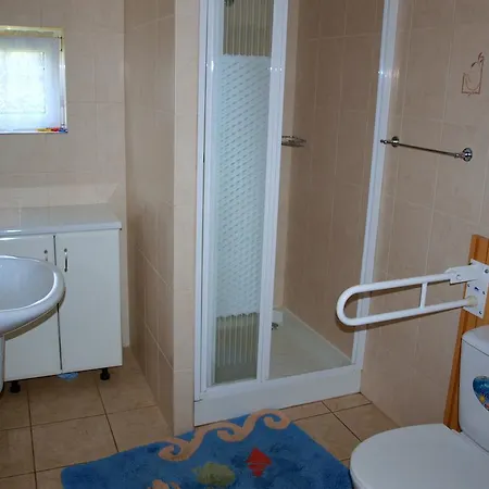 Holiday home 8-osobowy Drewniany Andrzej Choczewo