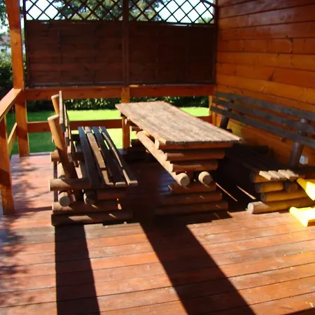 8-osobowy Drewniany Andrzej Choczewo